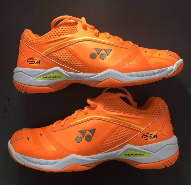 YONEX SHB65Z